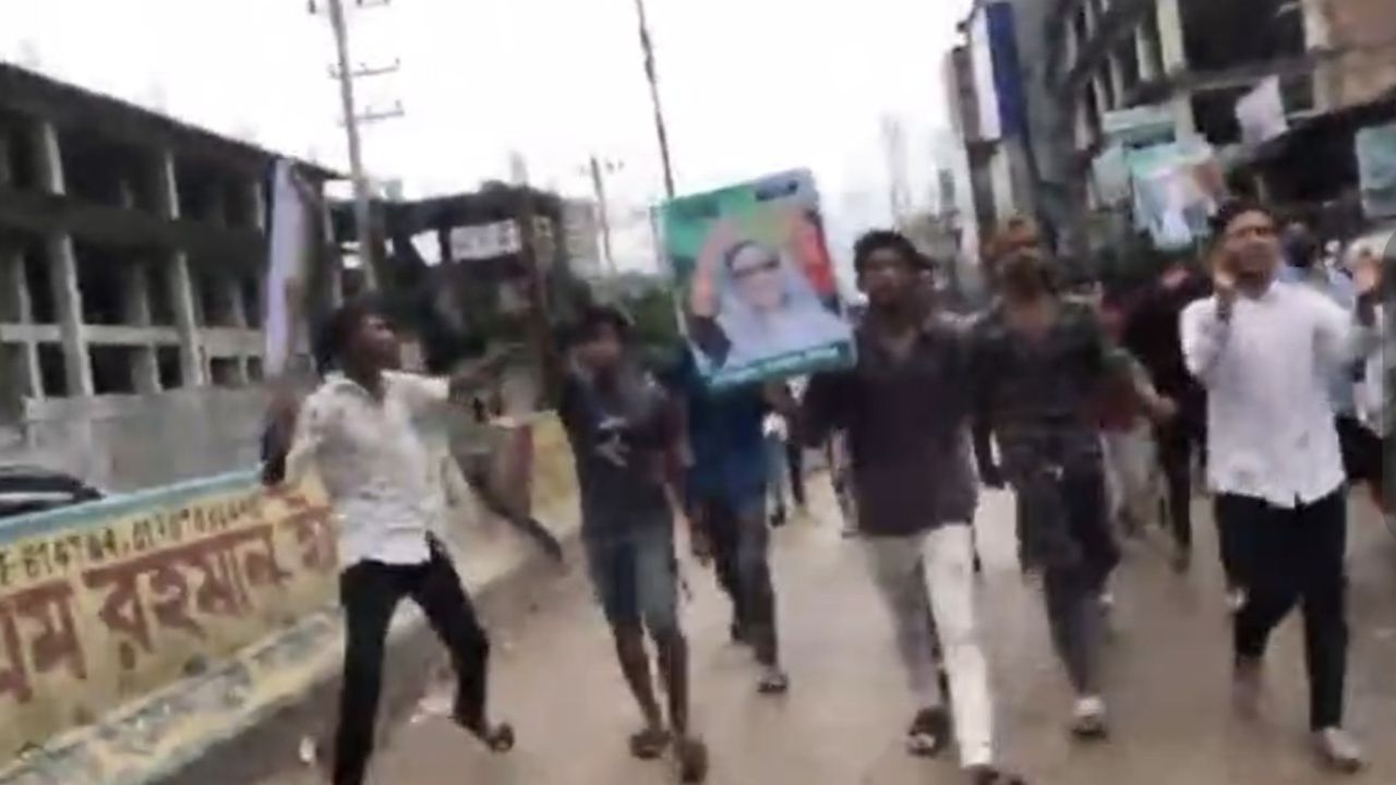 নোয়াখালীতে নিষিদ্ধ ছাত্রলীগের মিছিল, আটক ৩